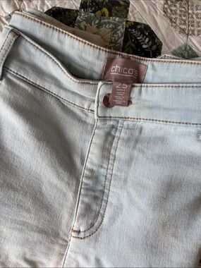 Chico's 🛍️ stoned washed Pale Blue Skinny ankle Jeans